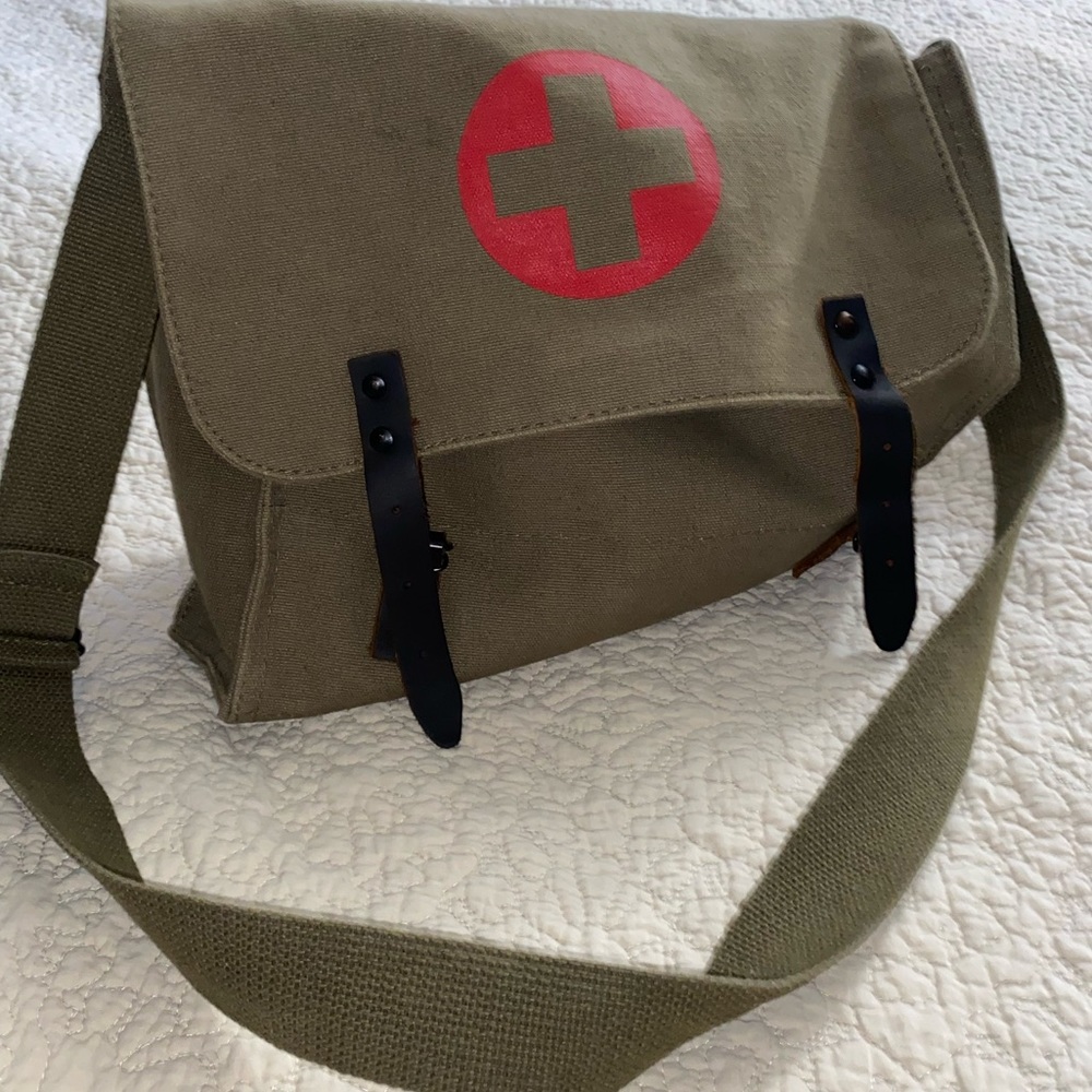 Vintage Medic messenger bag